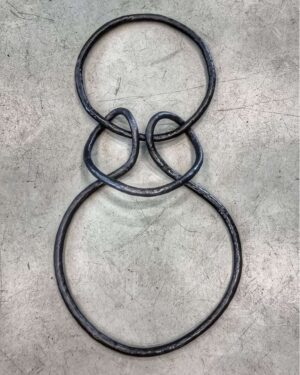 Infinity Knot Circle - Nicolette de Waard
